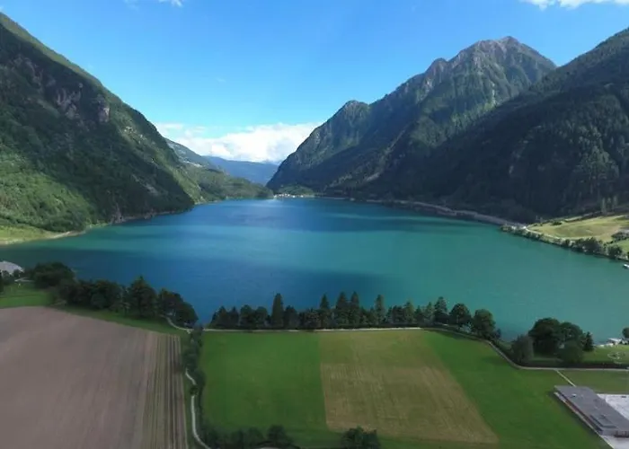 Bungalow Li Presi In Camping Cavresc, Via Dal Cavresc 1, 7746 Le Prese-Poschiavo